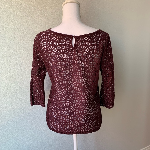Maroon lace Ann Taylor LOFT top - Picture 2 of 3